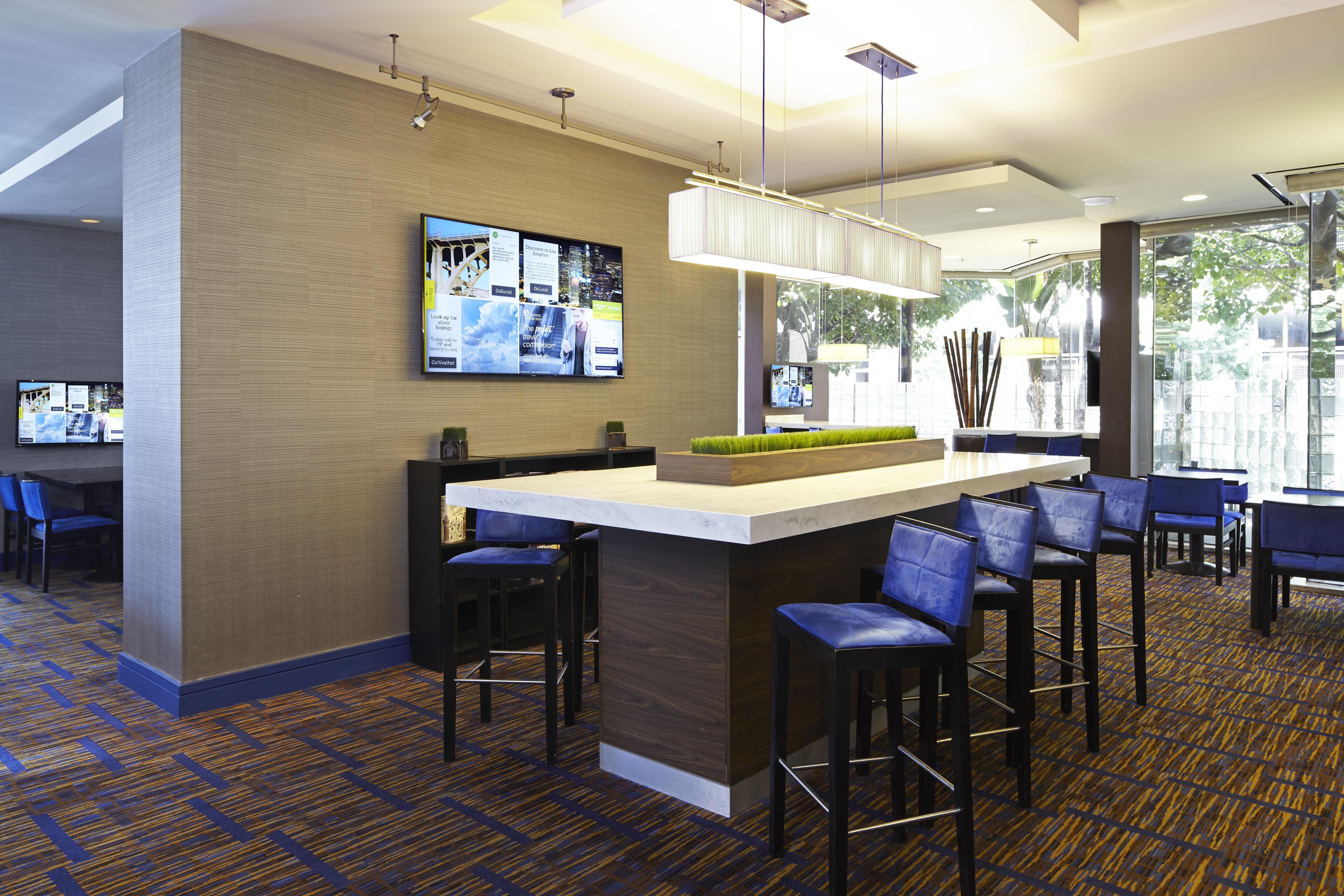 Courtyard By Marriott Los Angeles Lax / Century Boulevard Hotel Exterior photo