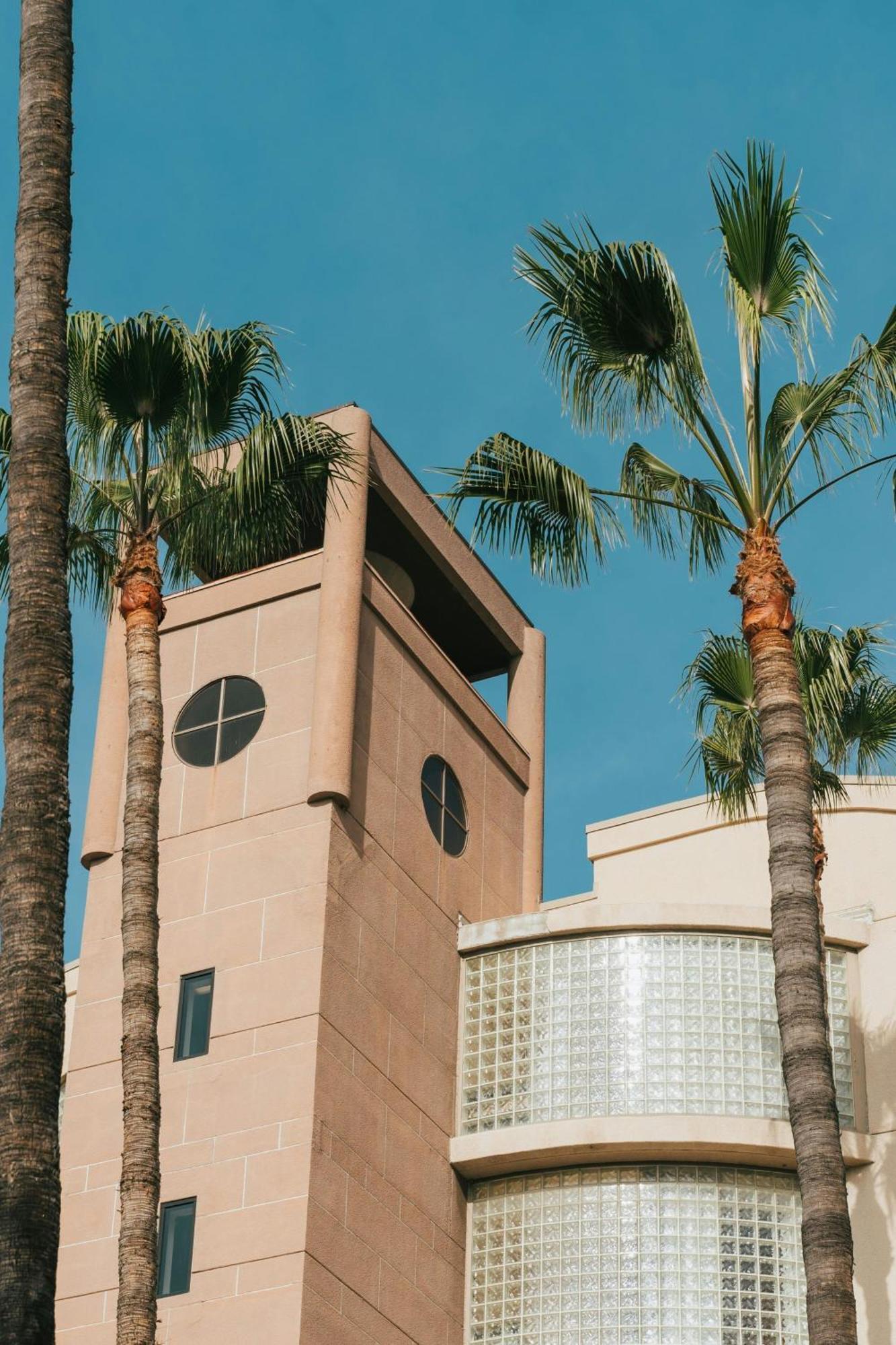 Courtyard By Marriott Los Angeles Lax / Century Boulevard Hotel Exterior photo